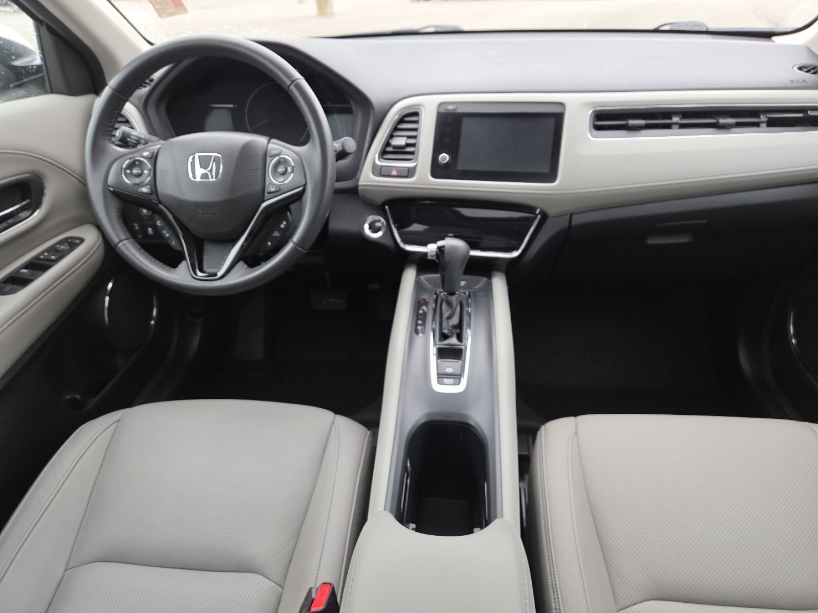Used 2019 Honda HR-V Touring image 24