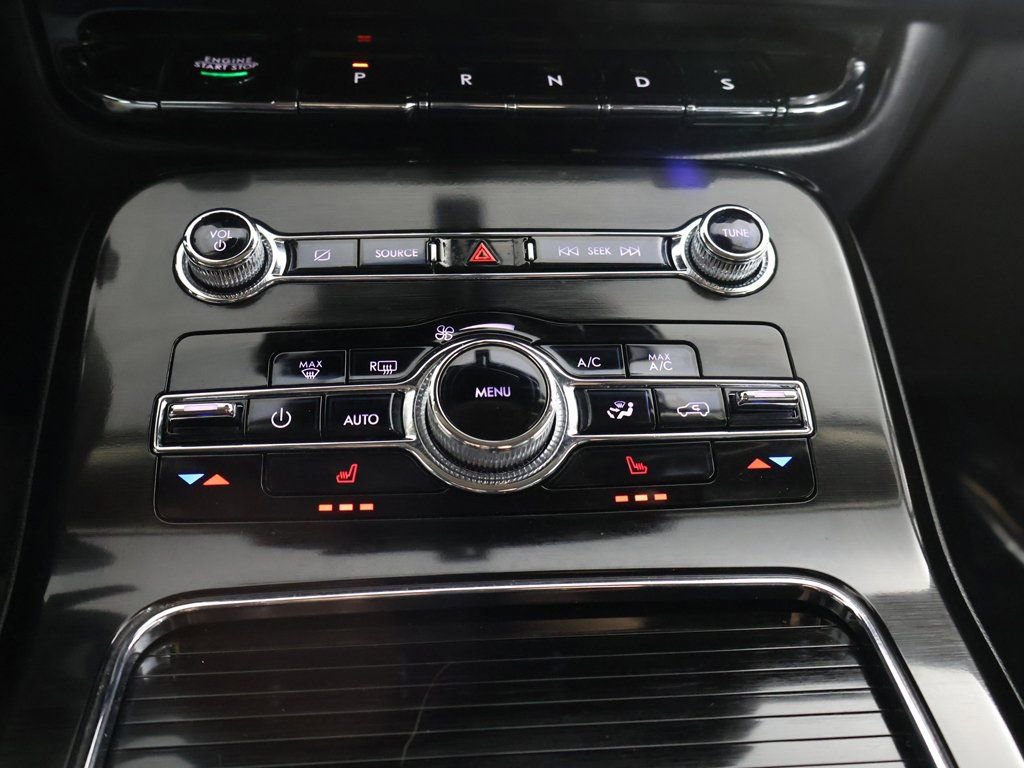 Used 2022 Lincoln Nautilus AWD image 47
