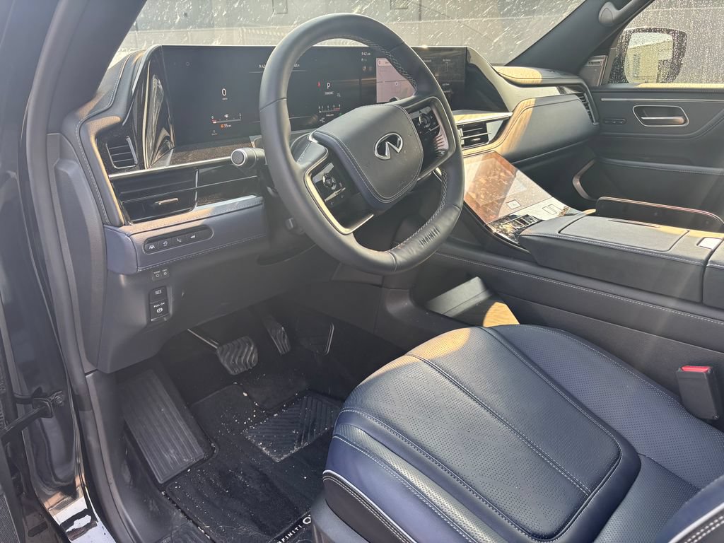 Used 2026 INFINITI QX80 4WD image 4
