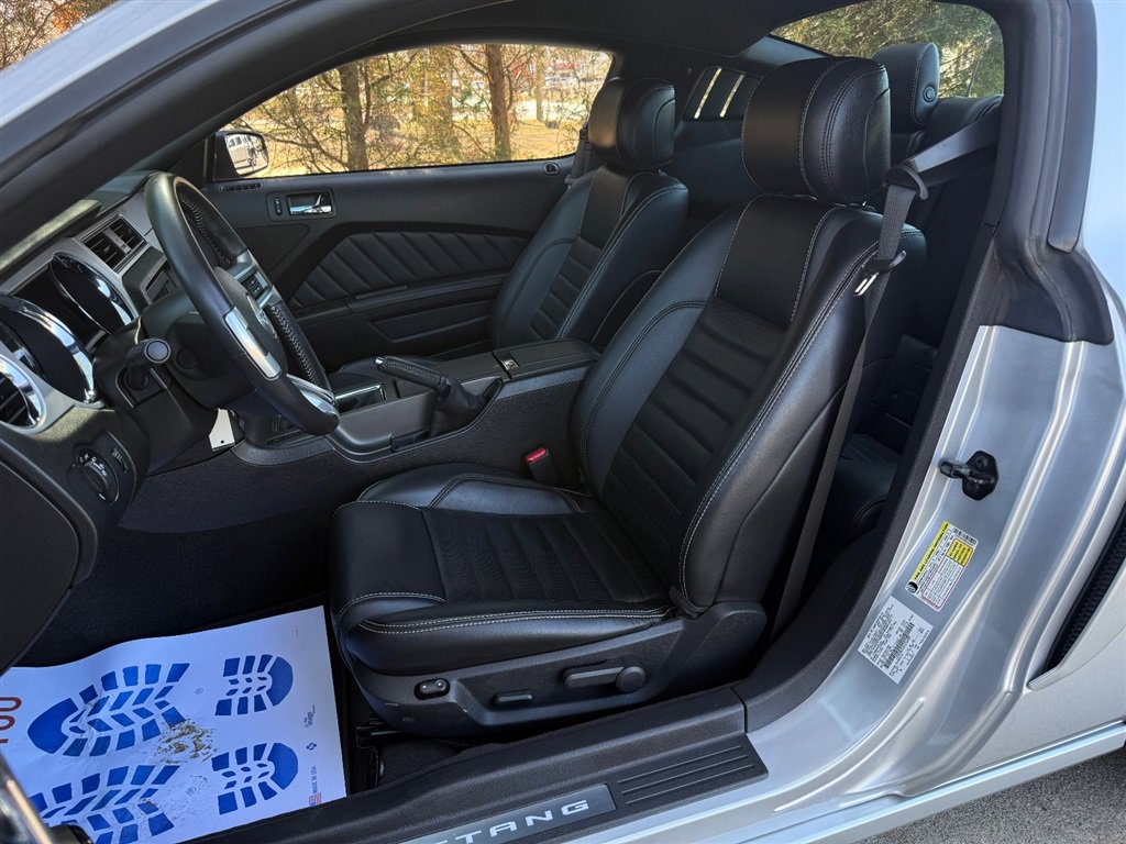 Used 2013 Ford Mustang GT Premium w/ GT Coupe Accessory Pkg 5 image 48