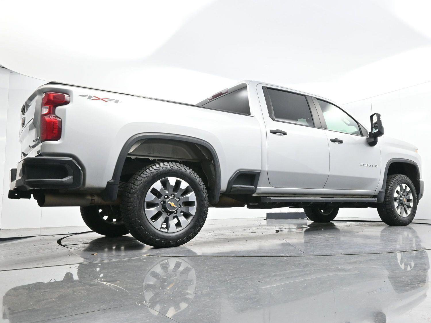 Used 2022 Chevrolet Silverado 2500 Custom w/ Custom Value Package image 50
