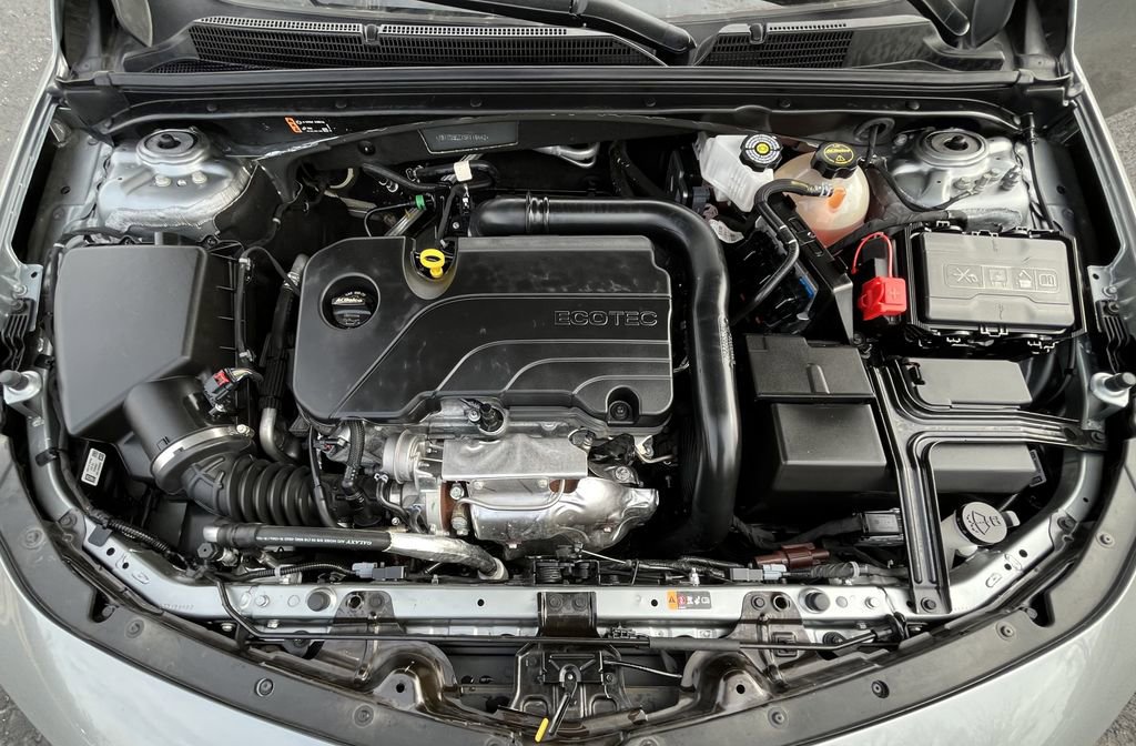 Certified 2025 Chevrolet Malibu LT image 8