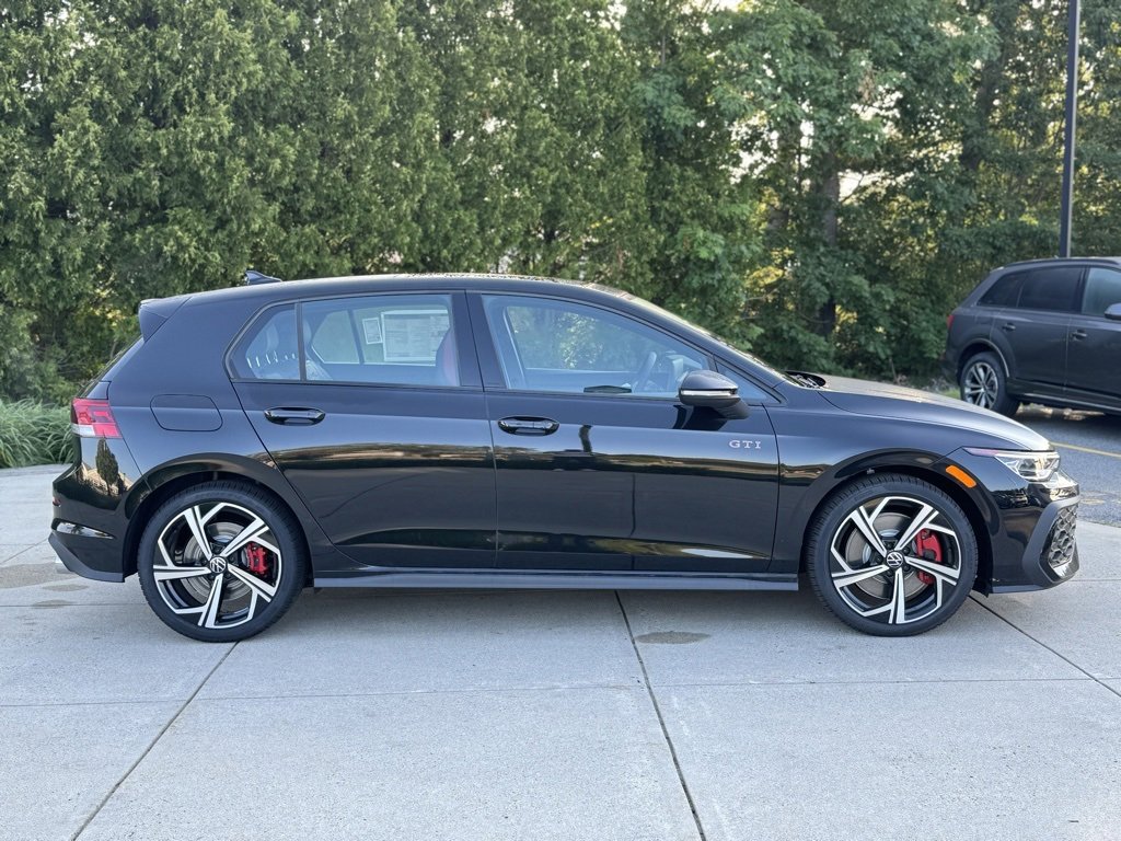 New 2025 Volkswagen GTI SE image 6