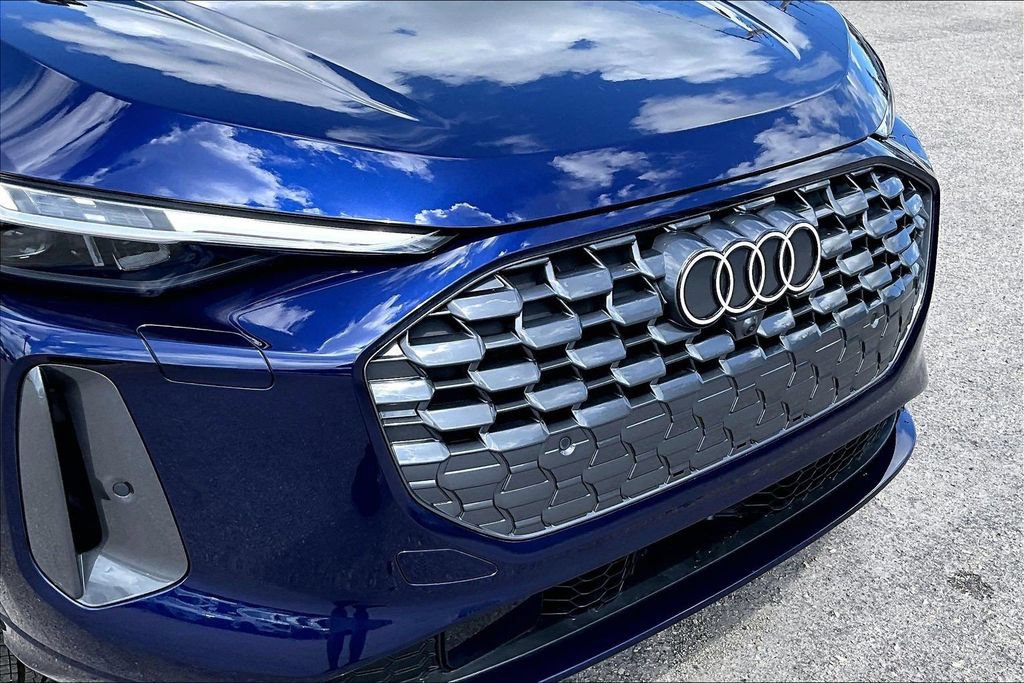 Certified 2025 Audi Q5 Premium w/ Premium Plus AWD/4WD image 11