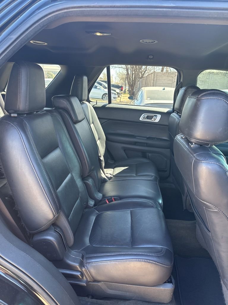 Used 2013 Ford Explorer XLT image 18