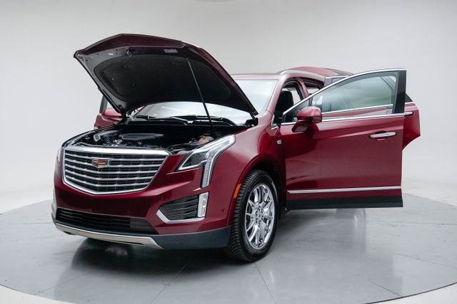 Used 2017 Cadillac XT5 Platinum w/ Driver Assist Package image 17