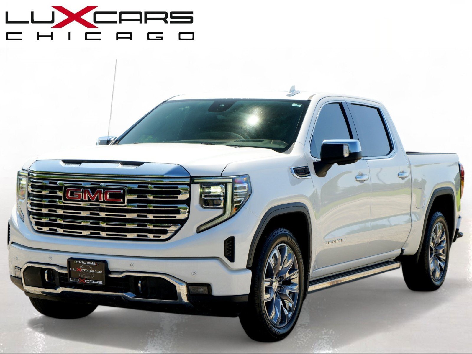 Used 2022 GMC Sierra 1500 Denali w/ Denali Reserve Package AWD/4WD image 3