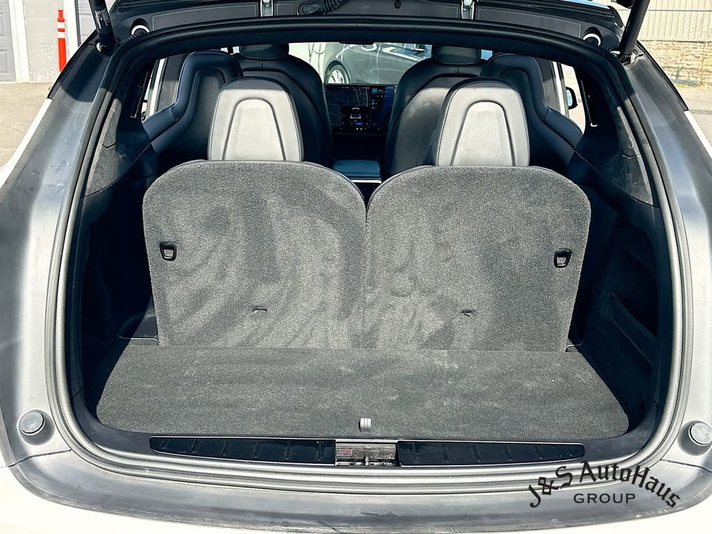 Used 2023 Tesla Model X Plaid image 34