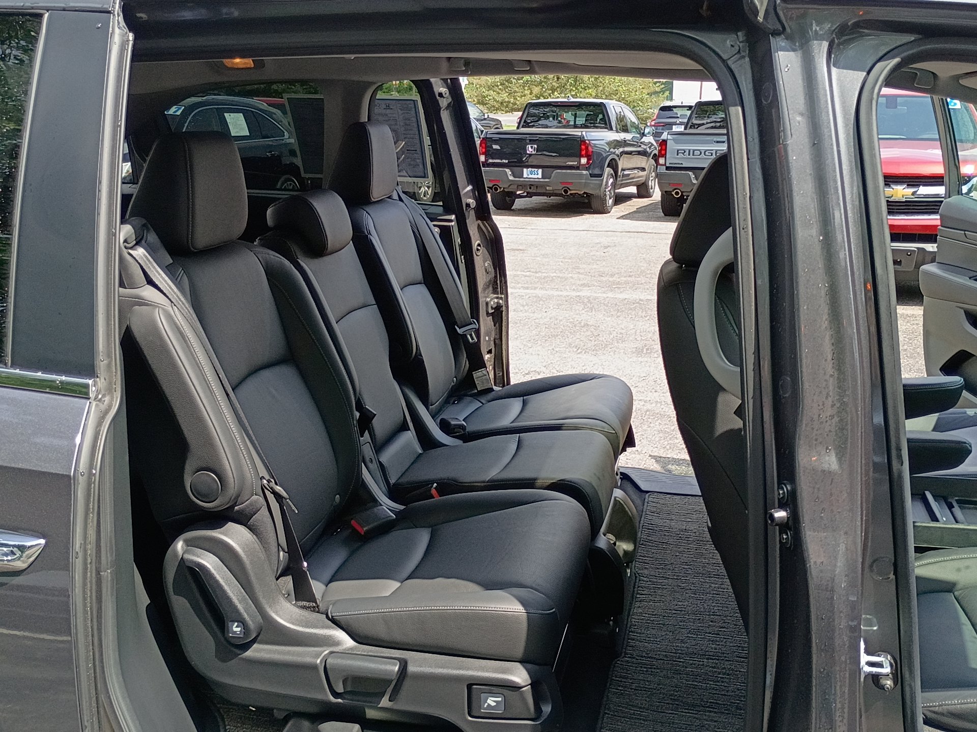 Used 2024 Honda Odyssey EX-L image 18