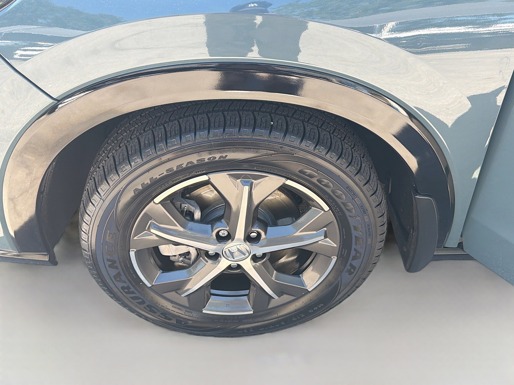 Certified 2024 Honda HR-V EX-L image 36