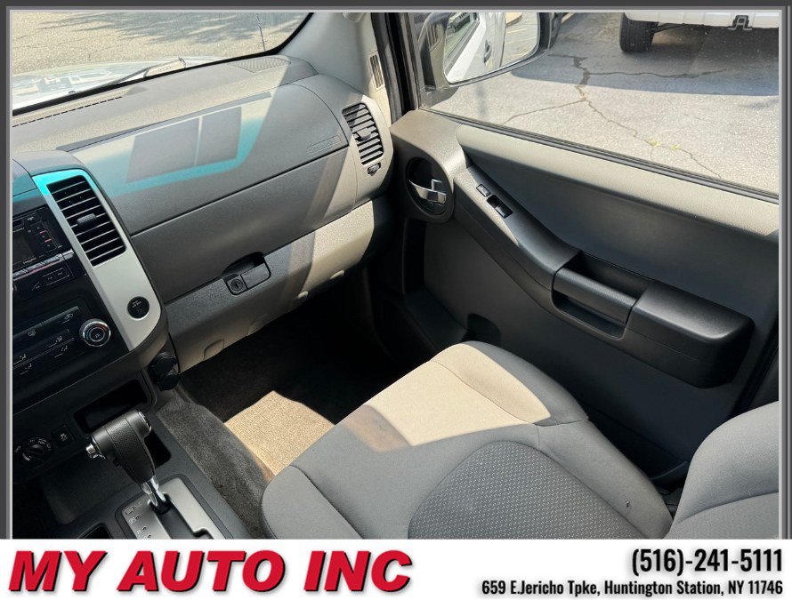 Used 2013 Nissan Xterra S w/ Value Package AWD/4WD image 14