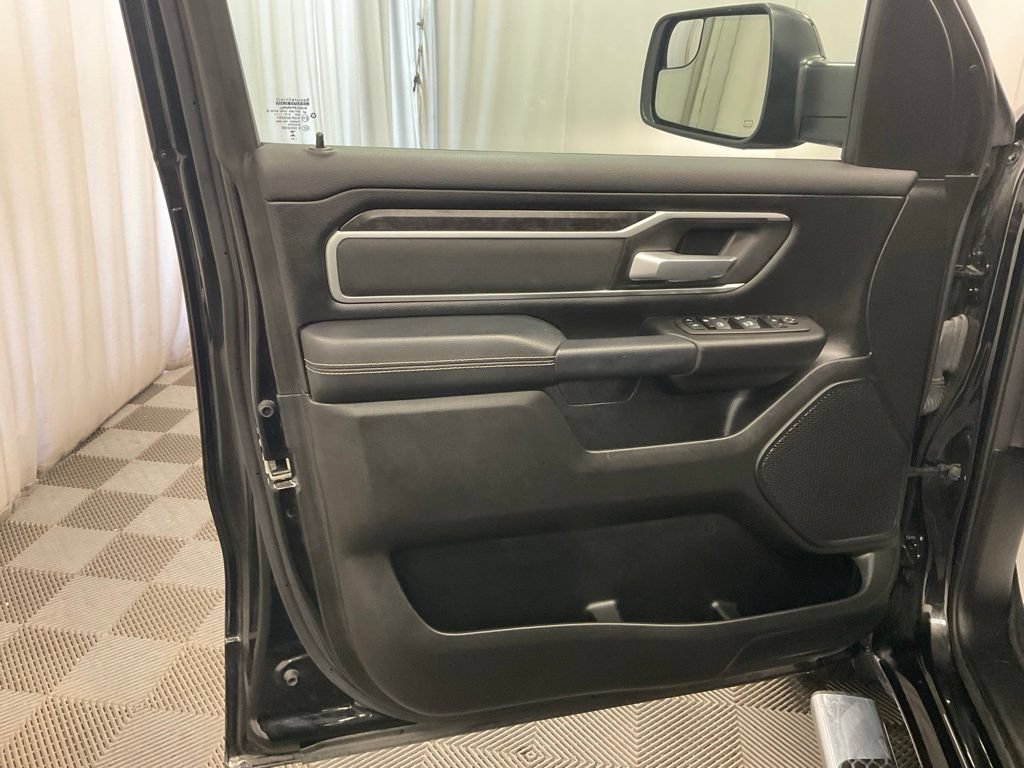 Used 2023 RAM 1500 Big Horn AWD/4WD image 25