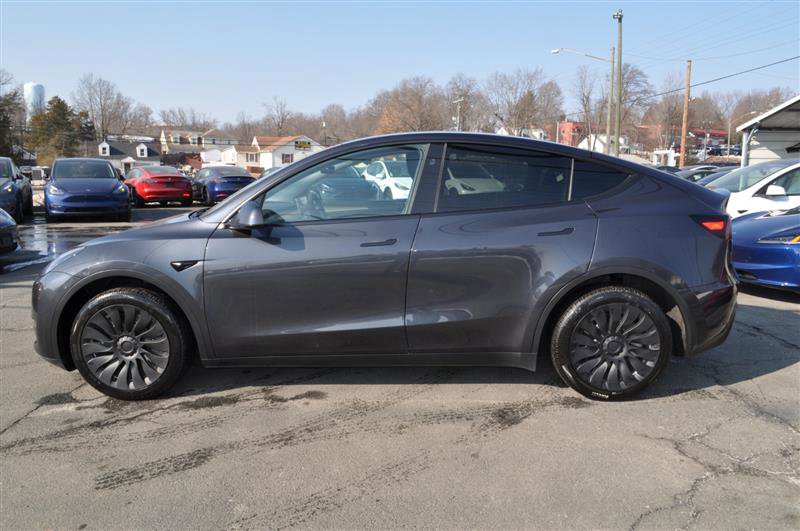 Used 2024 Tesla Model Y Long Range image 2