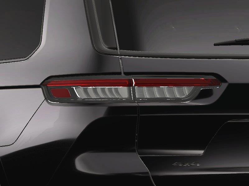 New 2025 Jeep Grand Cherokee L Summit w/ Advanced Protech Group IV image 12