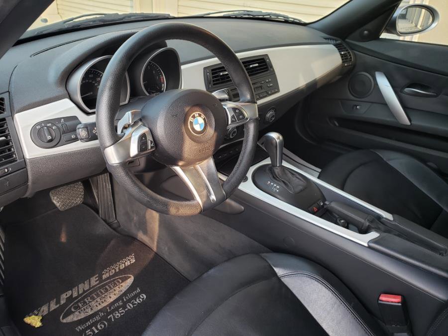 Used 2008 BMW Z4 3.0si image 43