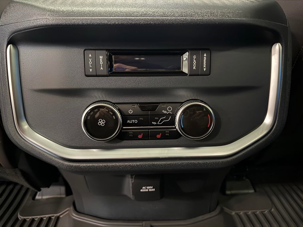 New 2025 Ford Expedition Platinum w/ Platinum Ultimate Package AWD/4WD image 16