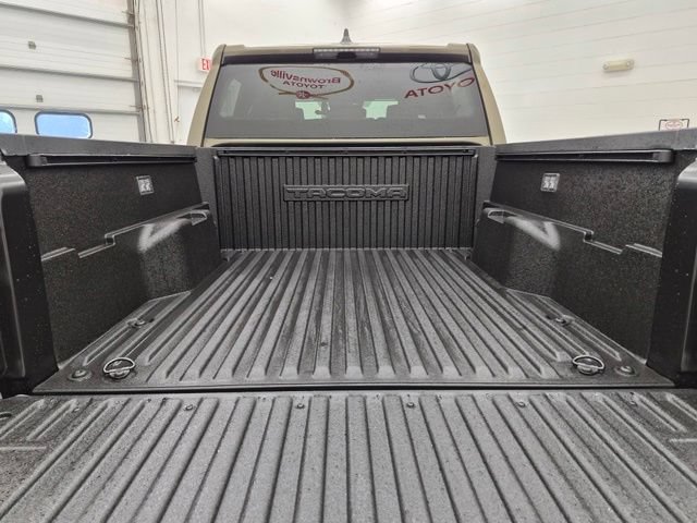 Used 2026 Toyota Tacoma TRD Sport AWD/4WD image 35