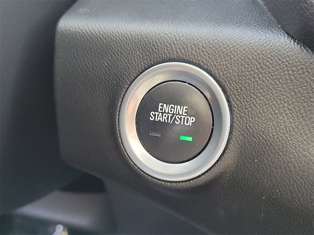 Used 2023 GMC Terrain SLT image 10