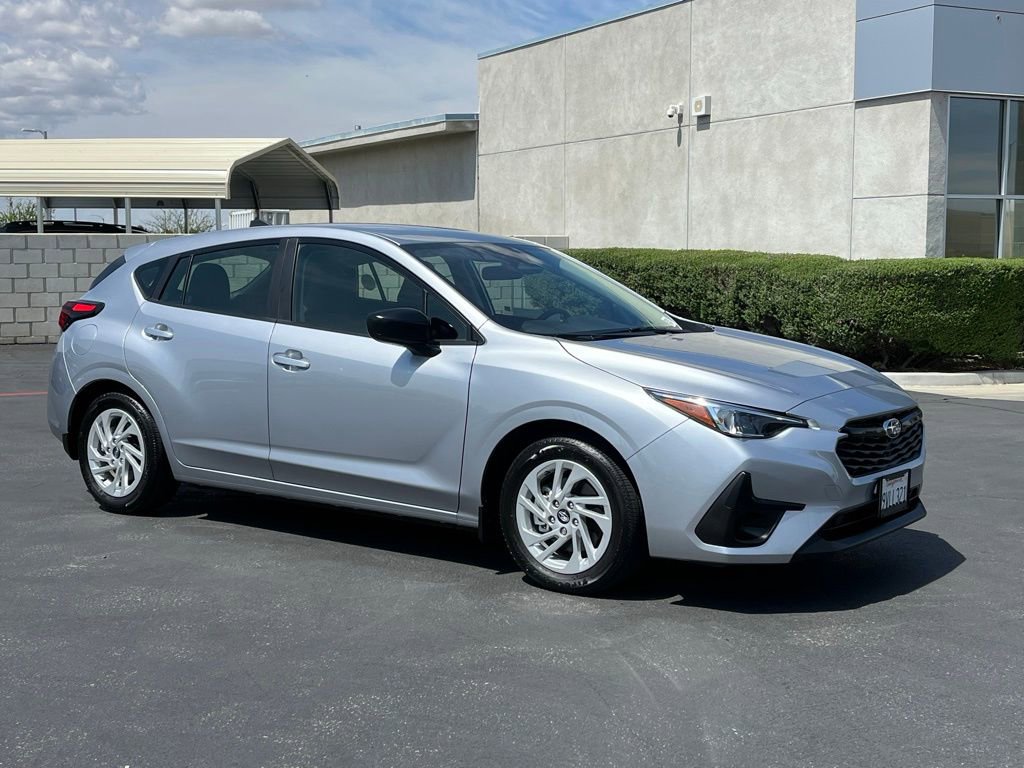 Certified 2025 Subaru Impreza 2.0i image 1