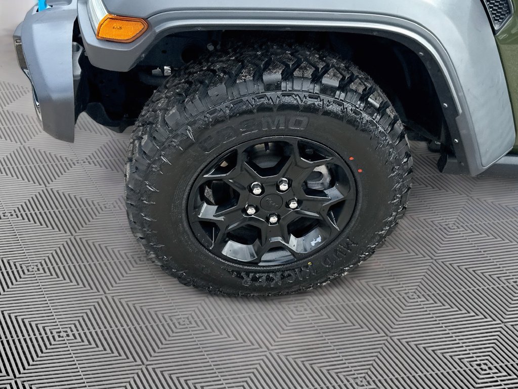 Certified 2023 Jeep Wrangler Unlimited w/ Sun & Screen Package AWD/4WD image 35