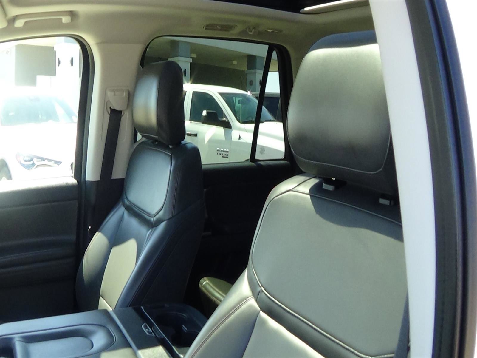Used 2025 Ford Expedition Active AWD/4WD image 23