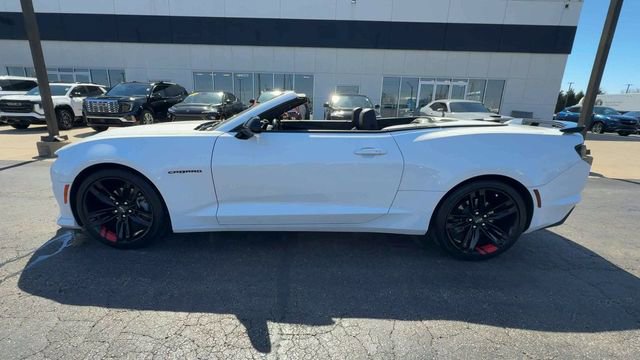 Used 2022 Chevrolet Camaro LT w/ Redline Edition RWD image 5