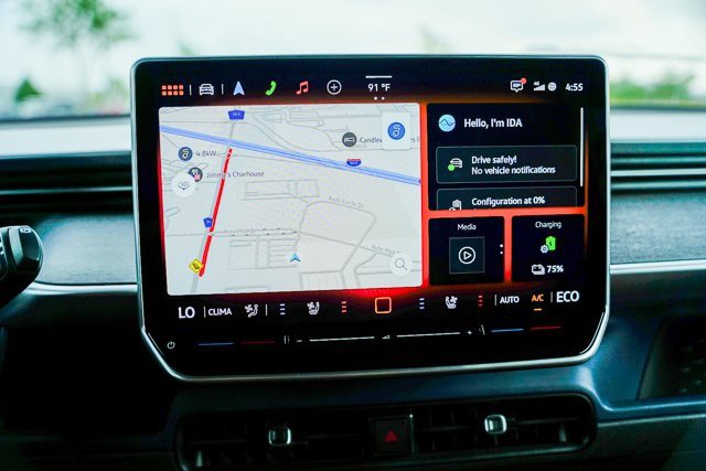 New 2025 Volkswagen ID. Buzz Pro S image 15