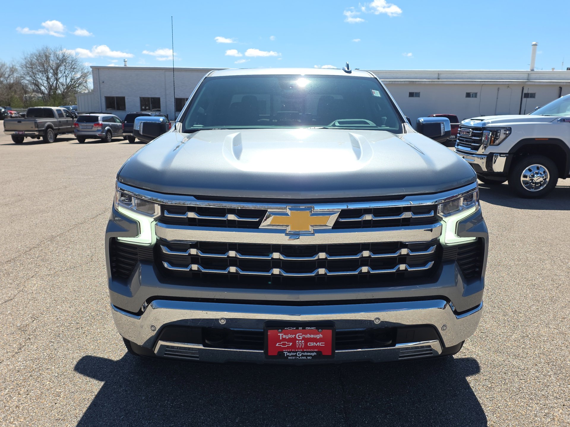 New 2026 Chevrolet Silverado 1500 LTZ w/ LTZ Premium Package image 3