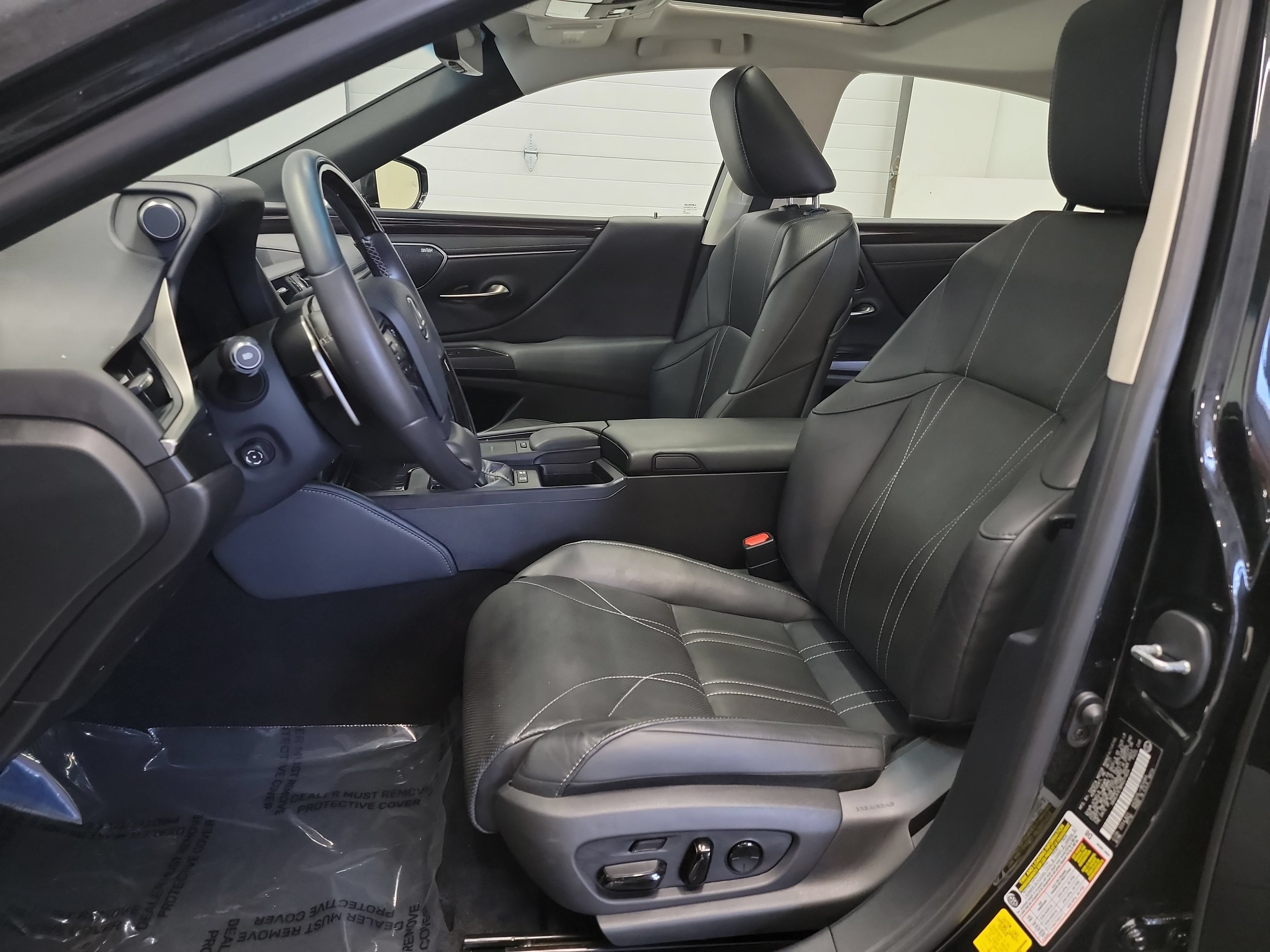 Used 2021 Lexus ES 300h w/ Accessory Package 2 FWD image 12
