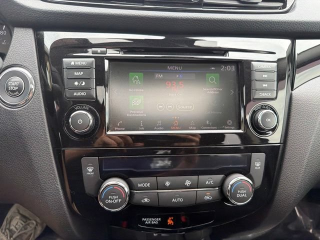 Used 2022 Nissan Rogue Sport SL w/ Premium Package FWD image 21
