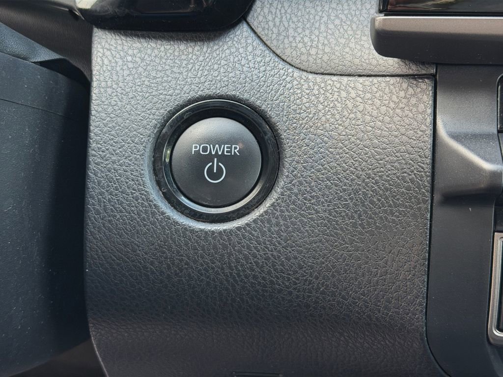 Used 2025 Toyota Camry LE FWD image 17