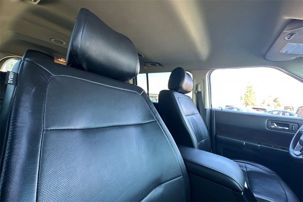 Used 2019 Ford Flex Limited image 21