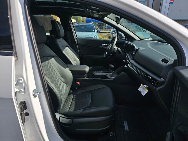 New 2026 Kia Sportage X-Line w/ X-Line Premium Package image 11