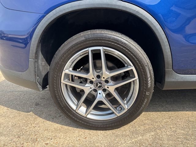 Used 2018 Mercedes-Benz GLC 300 4MATIC image 33