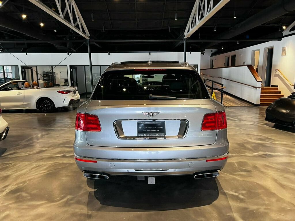 Used 2018 Bentley Bentayga AWD/4WD image 2