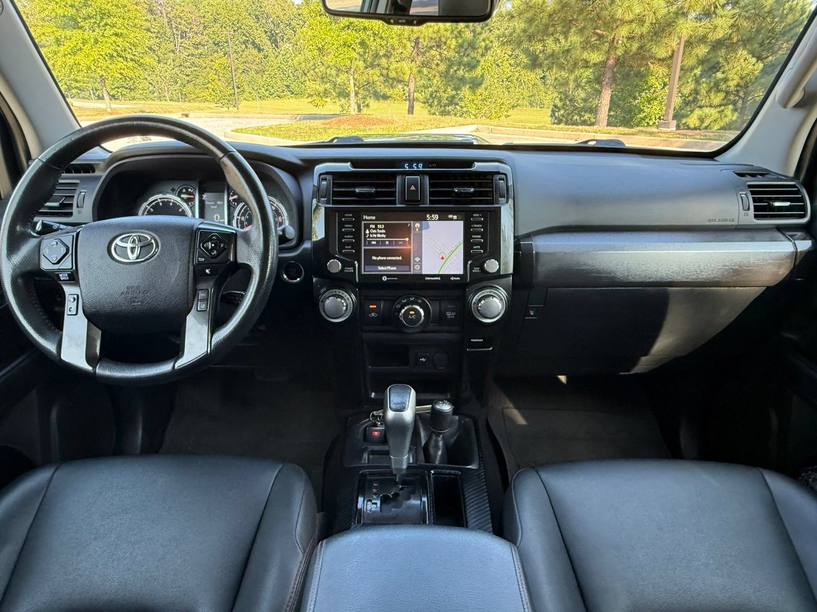 Used 2020 Toyota 4Runner TRD Off-Road Premium AWD/4WD image 23