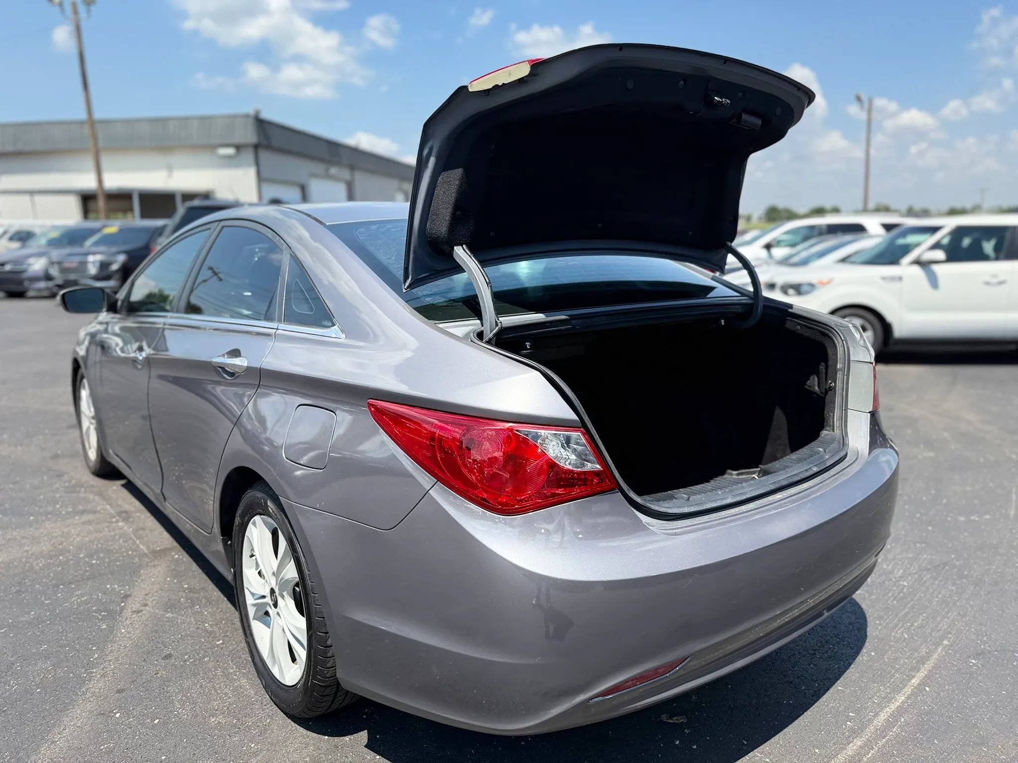 Used 2013 Hyundai Sonata Limited FWD image 9