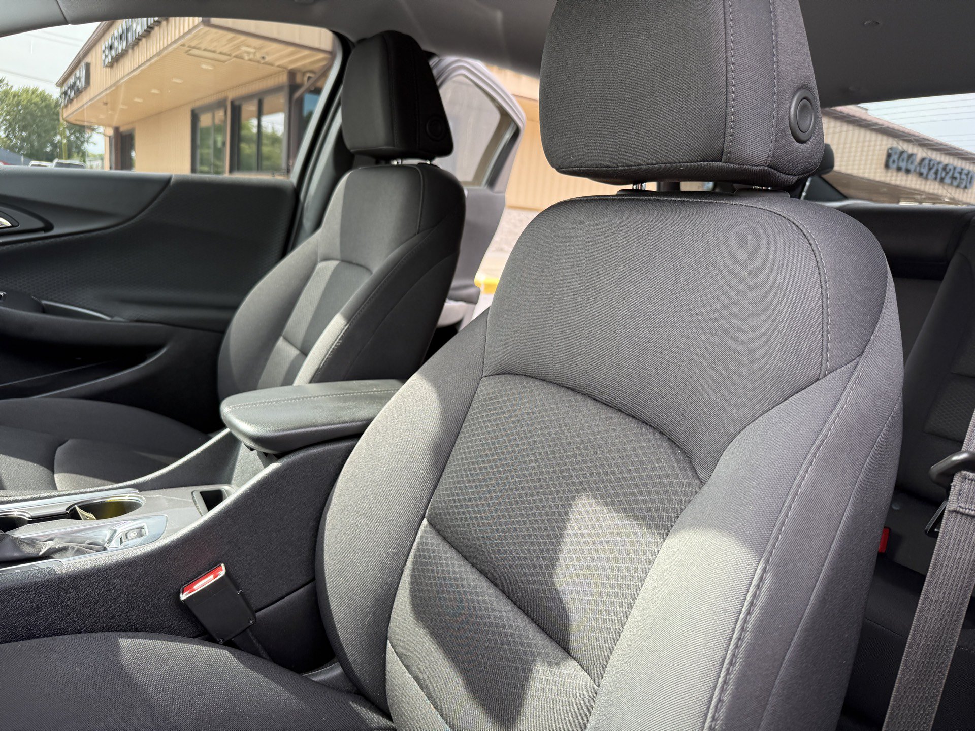 Used 2025 Chevrolet Malibu LT FWD image 26