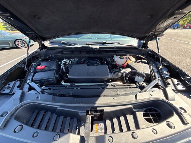 Used 2022 GMC Yukon Denali AWD/4WD image 2