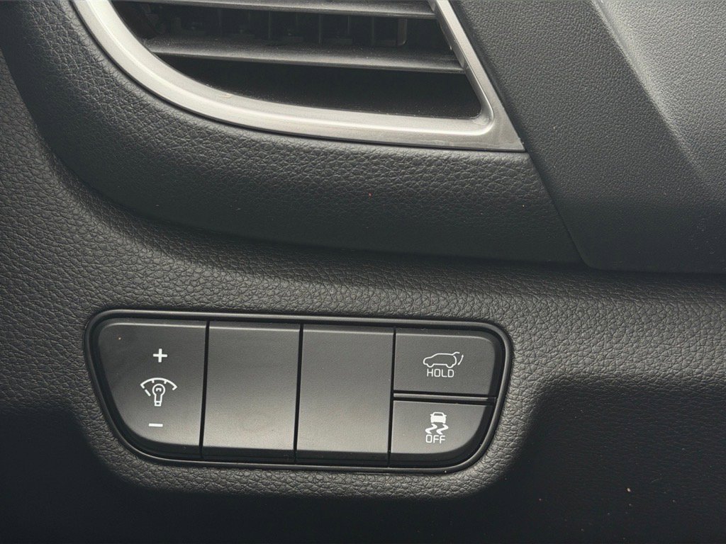 Used 2024 Kia Seltos SX w/ SX Sunroof Package image 21