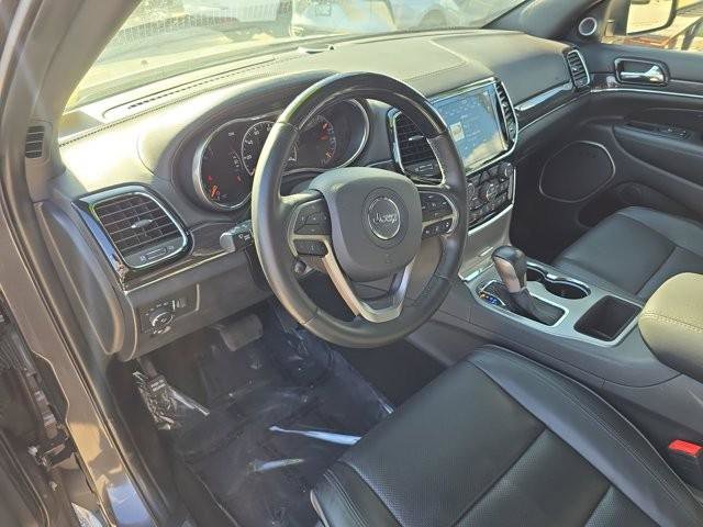 Used 2021 Jeep Grand Cherokee Overland w/ Trailer Tow Group IV image 18