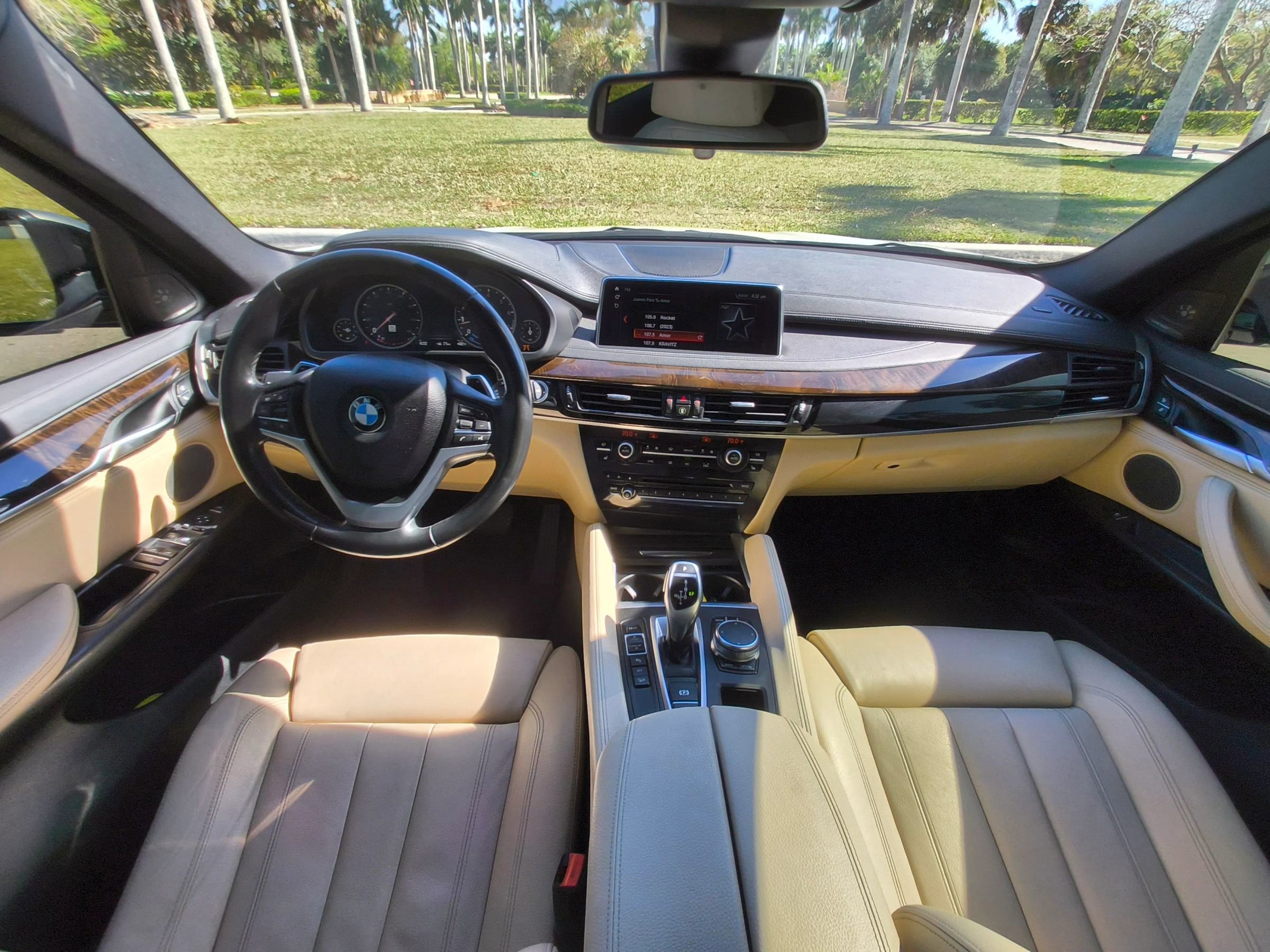 Used 2018 BMW X6 xDrive50i w/ Premium Package image 18
