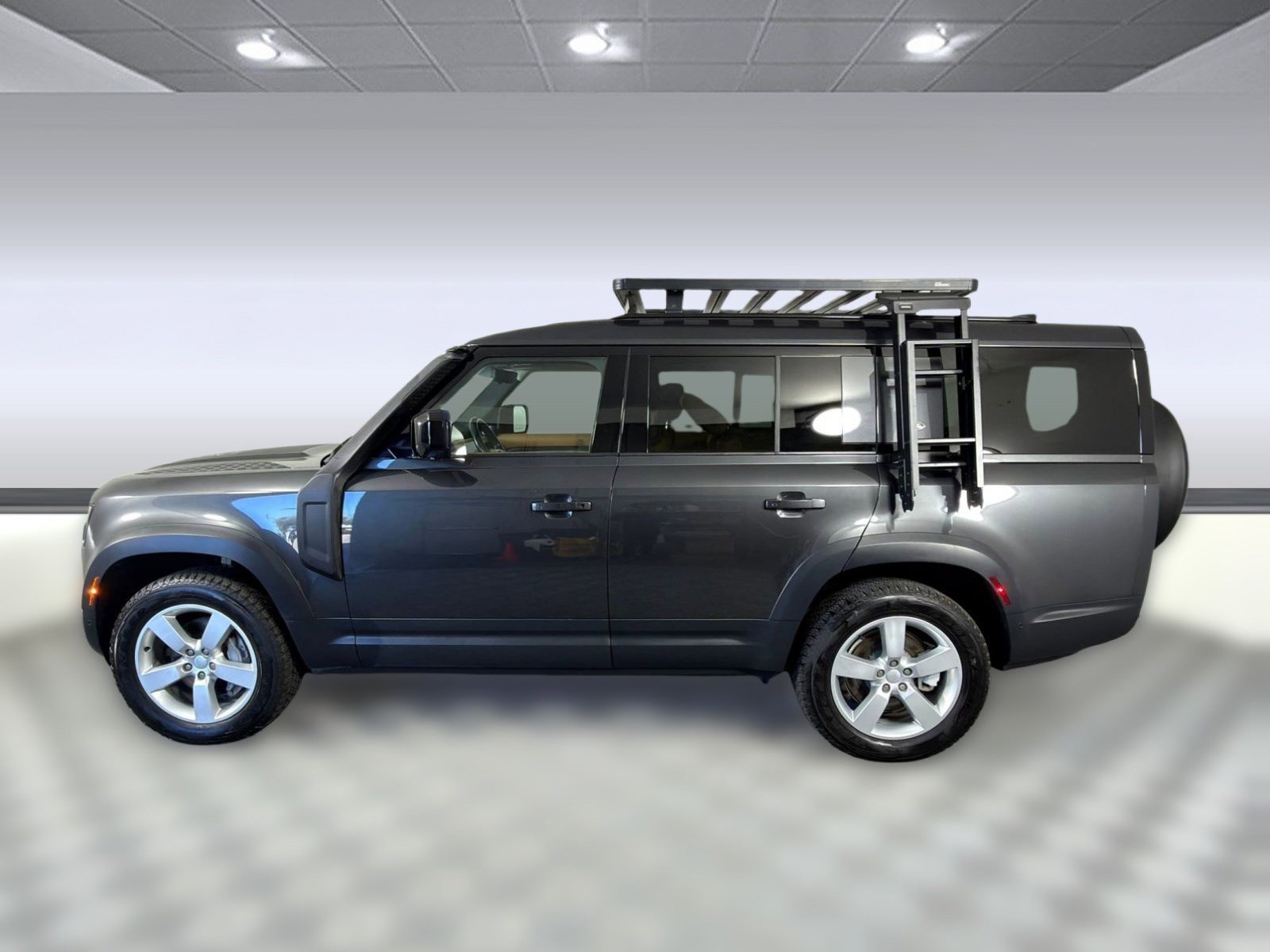 Used 2023 Land Rover Defender 130 First Edition AWD/4WD image 2