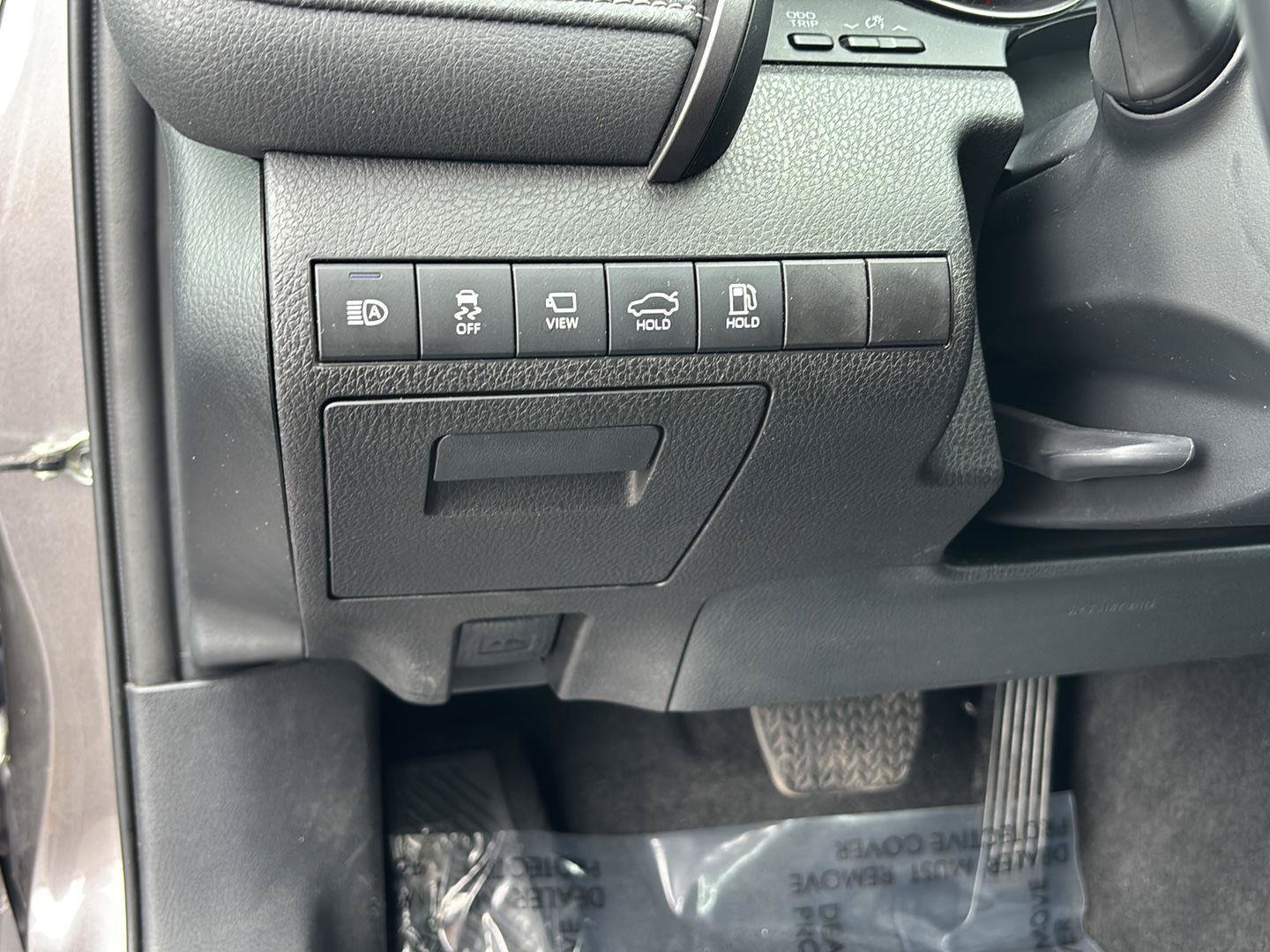 Used 2024 Toyota Camry XSE w/ Navigation Package FWD image 29