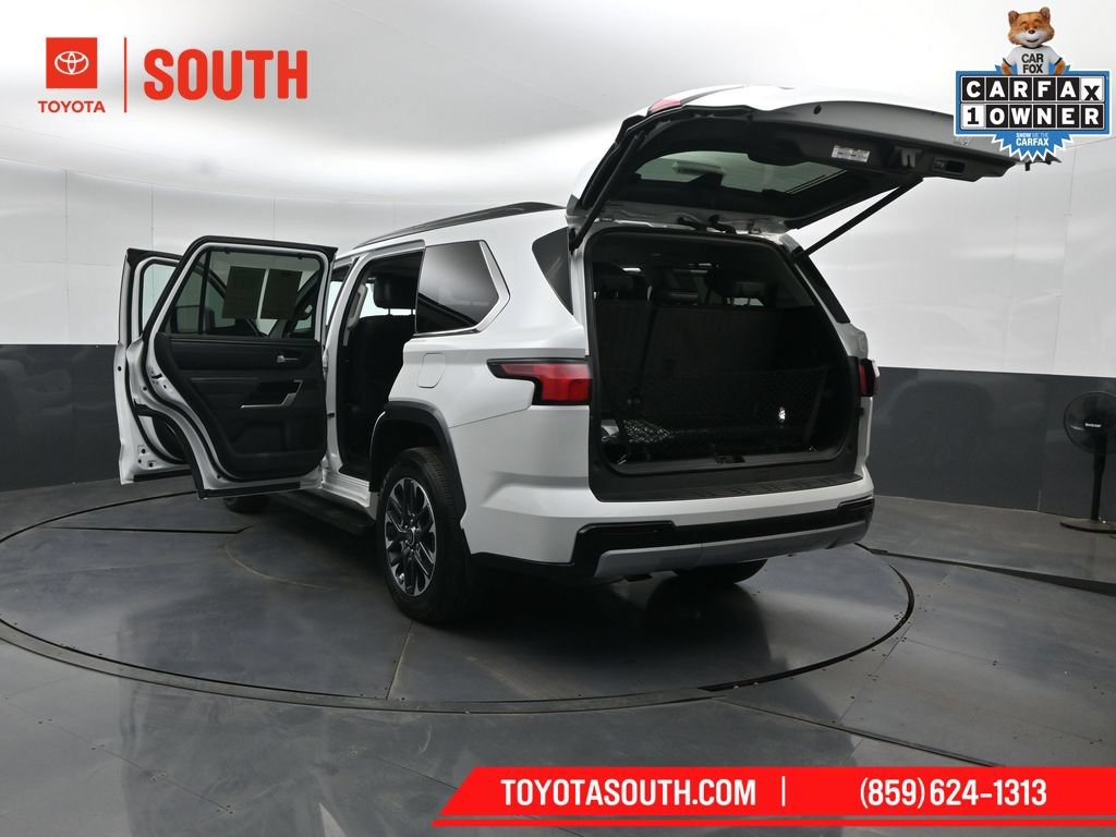Used 2023 Toyota Sequoia Limited w/ Tow Technology Package AWD/4WD image 66
