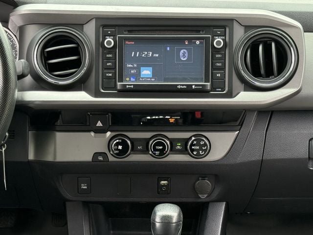 Used 2017 Toyota Tacoma SR5 RWD image 18