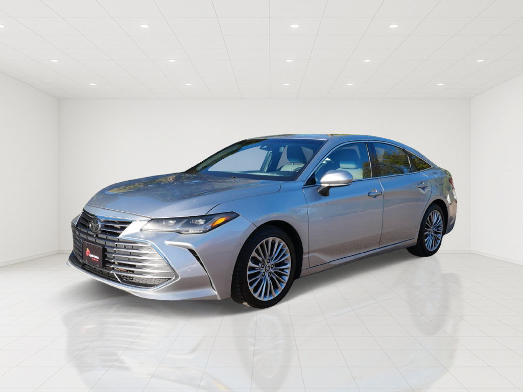 Used 2019 Toyota Avalon Limited w/ Advanced Safety Package FWD image 2