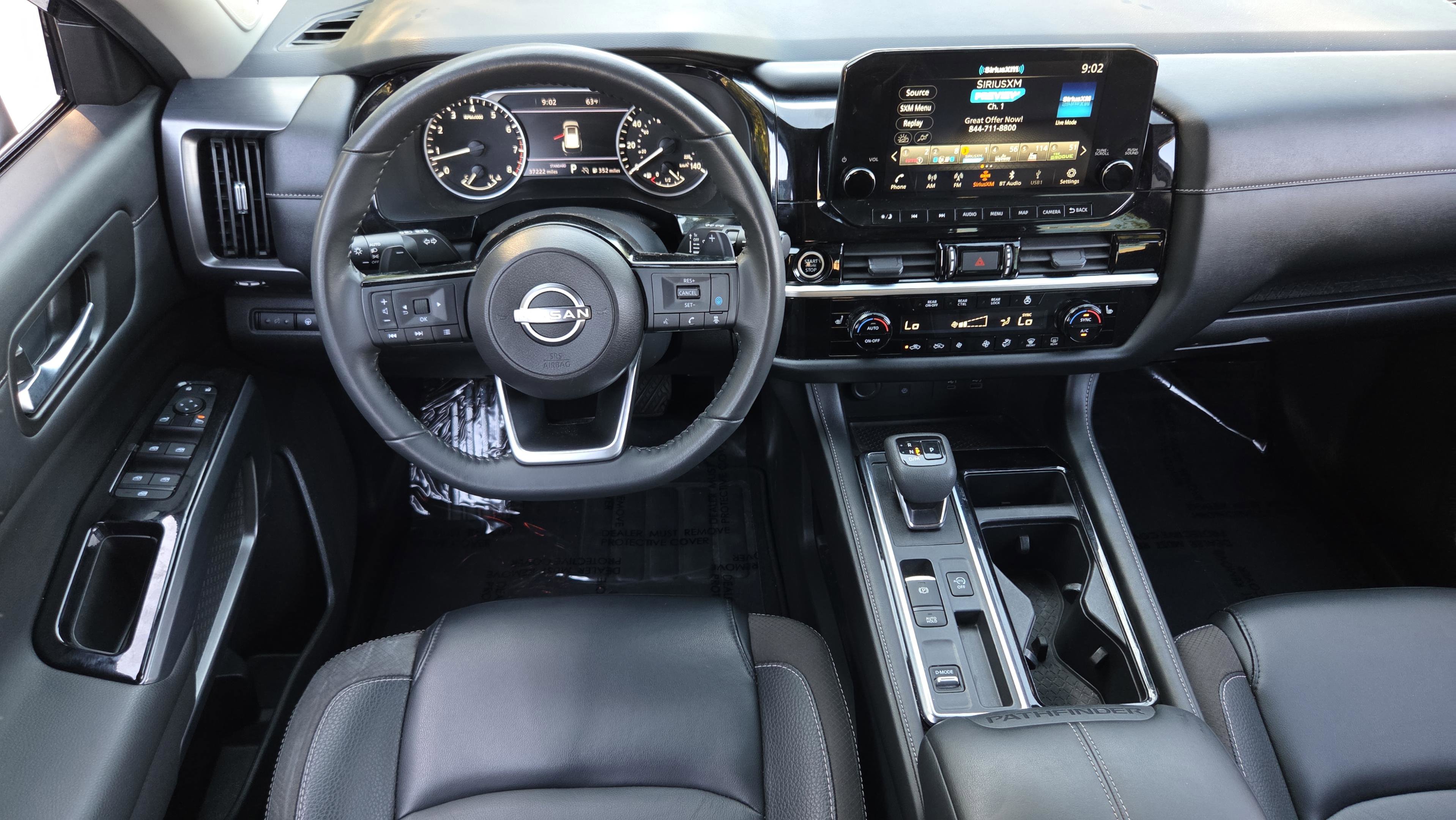 Used 2023 Nissan Pathfinder SL w/ SL Premium Package FWD image 11