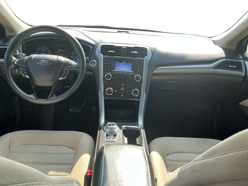 Used 2020 Ford Fusion S FWD image 17