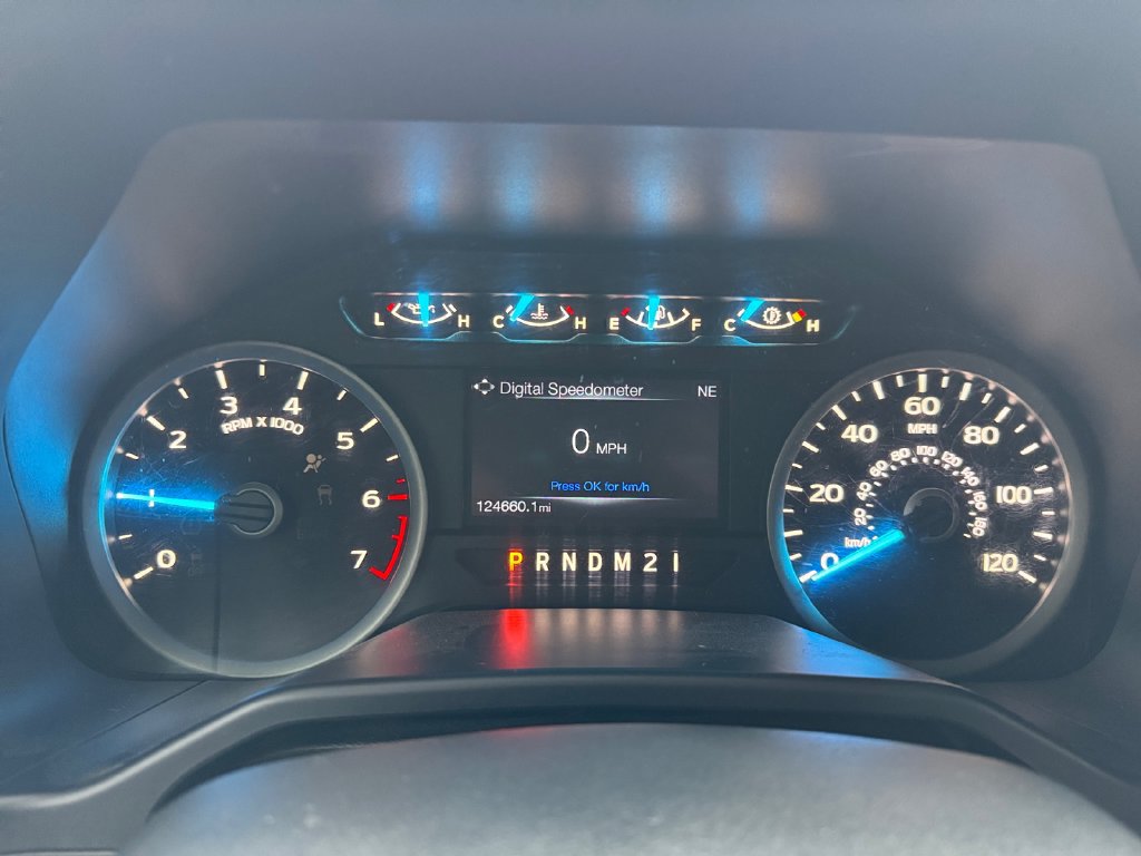 Used 2015 Ford F150 XLT w/ Equipment Group 302A Luxury AWD/4WD image 21